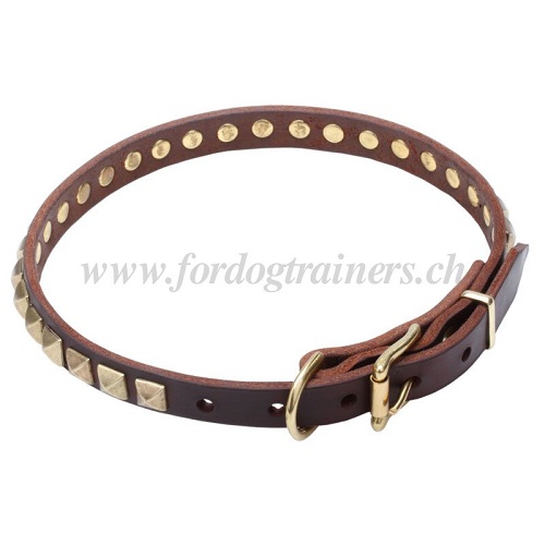elegant leather collar brass pyramids Switzerland