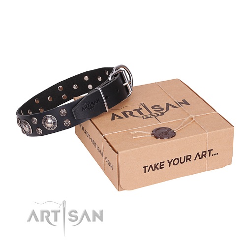 Hundehalsband aus Leder artisan schweiz
